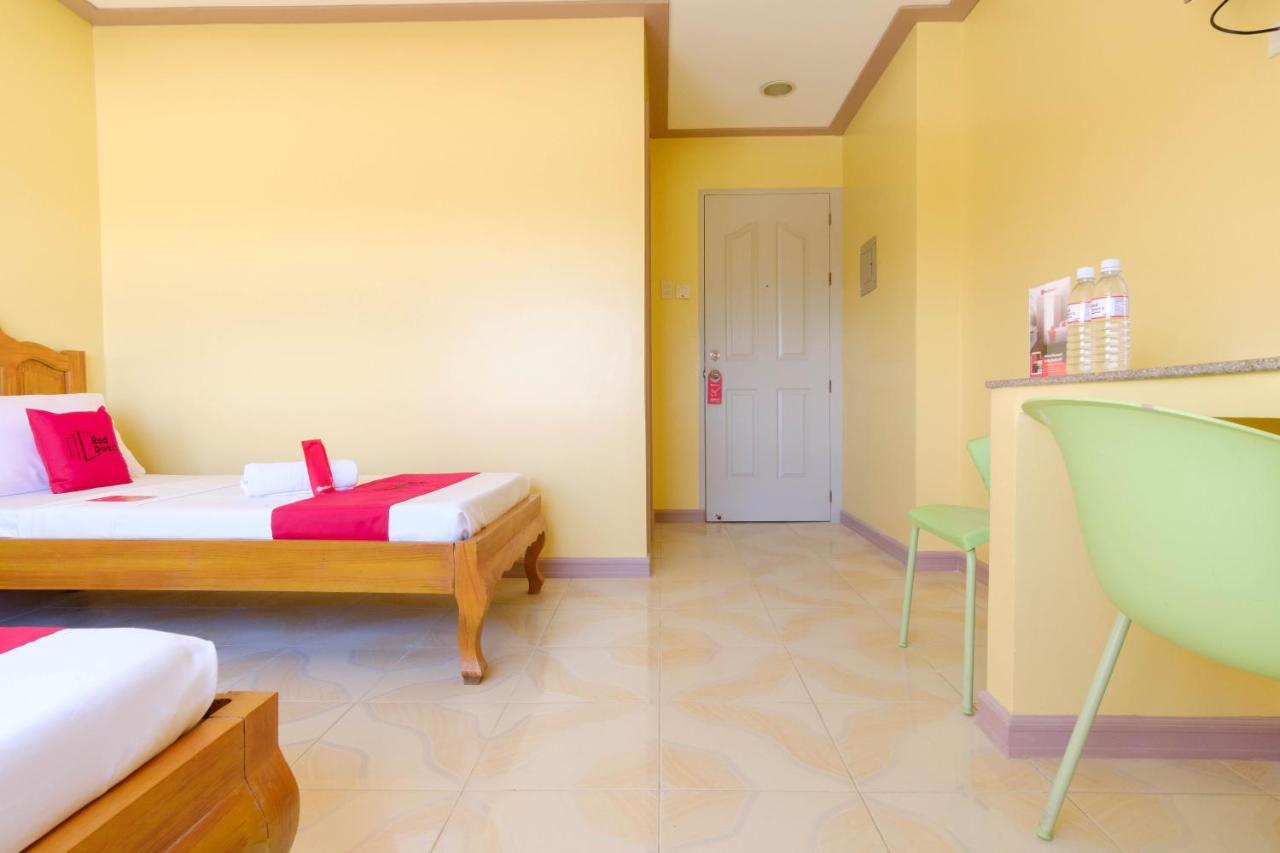 Reddoorz Plus @ Manalo Extension Palawan Puerto Princesa Exterior photo